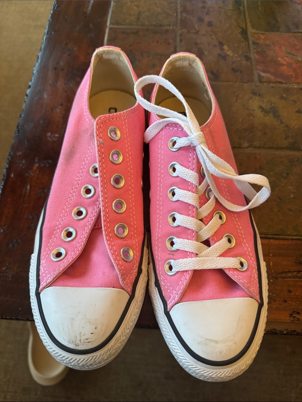 Converse Kids Pink Canvas Low-Top Sneakers with White Laces